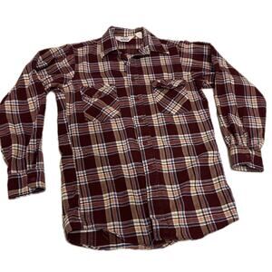 Vintage Woolrich Plaid Button Down Flannel Shirt Long Sleeve / womens Small